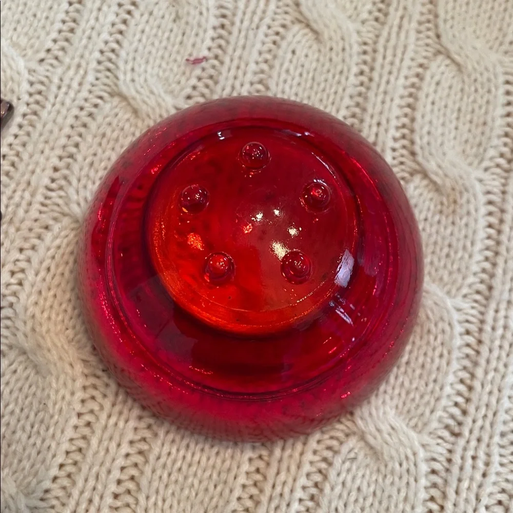 Red Glass Votive/tea light Candle Holder and Pressed glass poinsettia/leaf - Picture 8 of 11